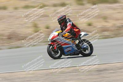 media/Apr-20-2025-AHRMA (Sun) [[393a79c373]]/Race/Group 4/Turn 4b/